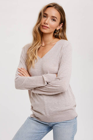 CLASSIC ESSENTIAL V-NECK PULLOVER: OATMEAL / L Bluivy