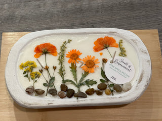 Soy Candles Embellished with Flowers - Small Dough Bowl Canoes Scents of Empowerment
