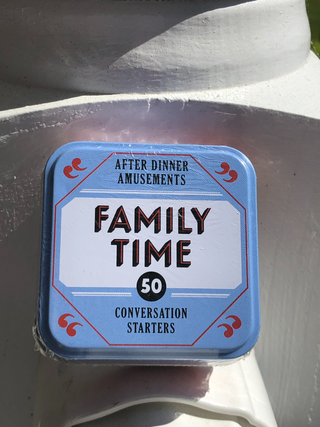 After Dinner Amusements: 50 Conversation Starters for Families- Options INGRAM