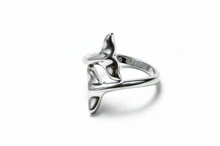 Sterling Silver Dolphin Fins Ring - piper-and-dune - Jewelry